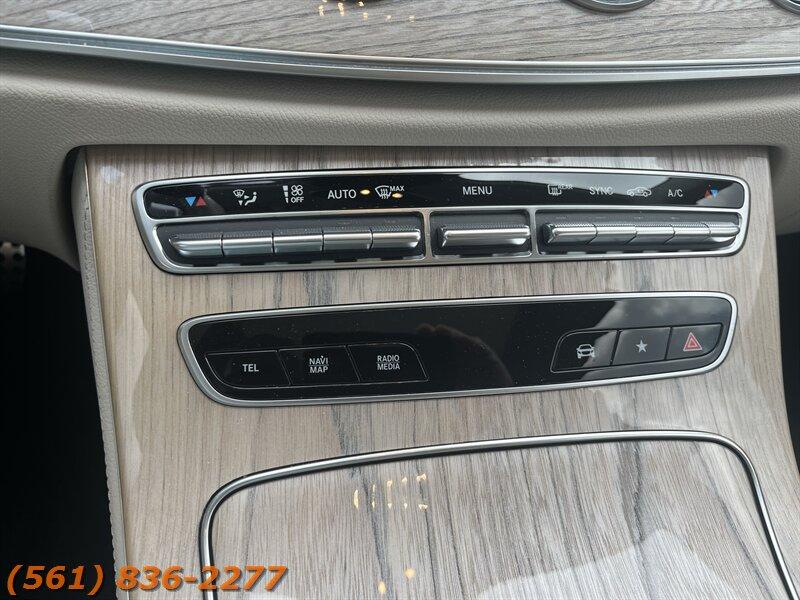 Mercedes-Benz E 450 - Thumbnail 19