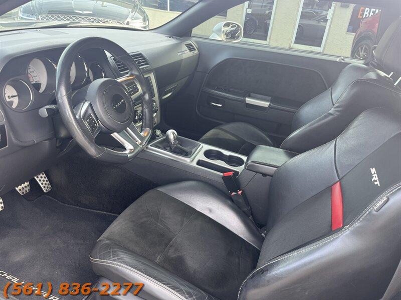 Dodge Challenger Srt8 392 - Thumbnail 10