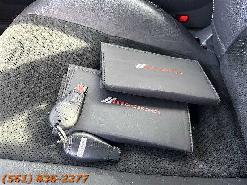 Dodge Challenger Srt8 392 - Thumbnail 17