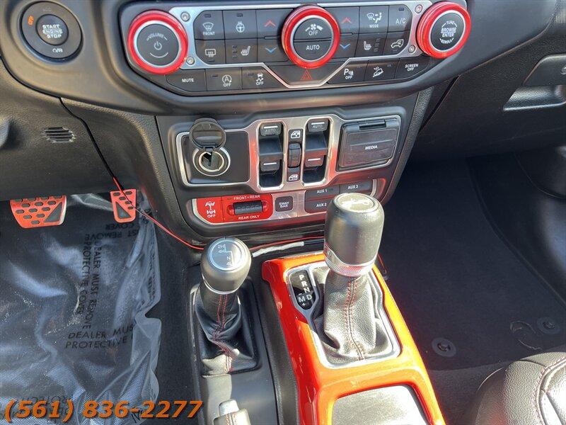 Jeep Wrangler Unlimited Rubicon - Thumbnail 10