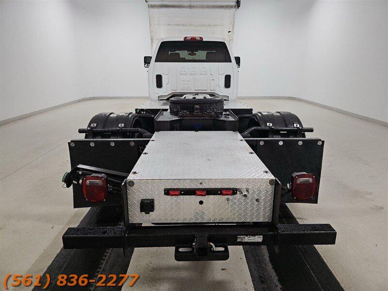 Chevrolet Silverado 6500 - Thumbnail 5