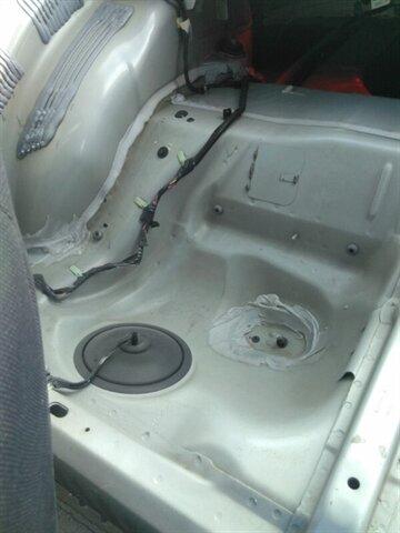 Ford Mustang V6 Deluxe - Thumbnail 18