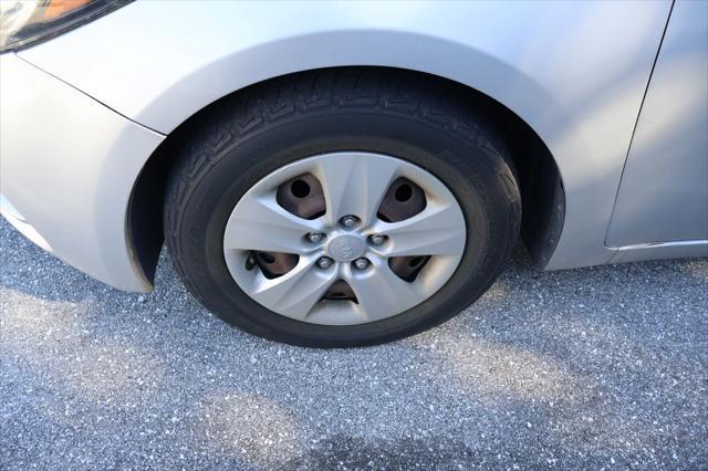 Kia Forte Lx - Thumbnail 4