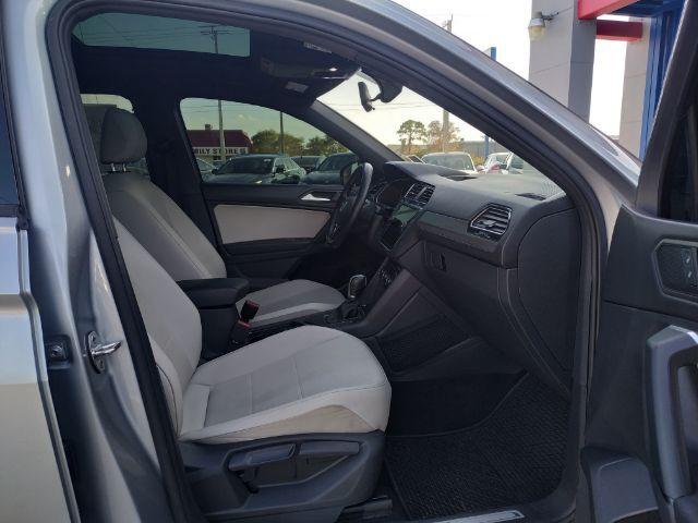 Volkswagen Tiguan - Thumbnail 9