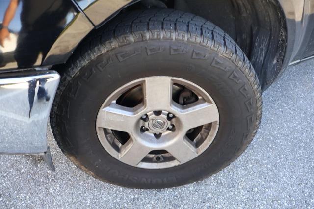 Nissan Frontier Se - Thumbnail 4