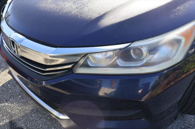 Honda Accord Lx - Thumbnail 3