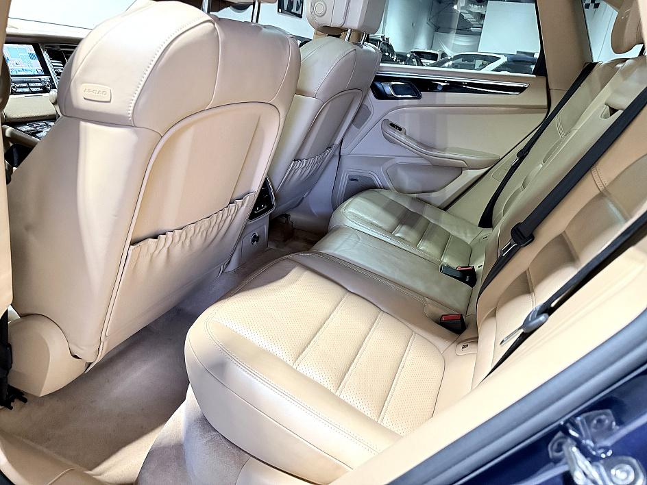 Porsche Macan Gts - Thumbnail 10