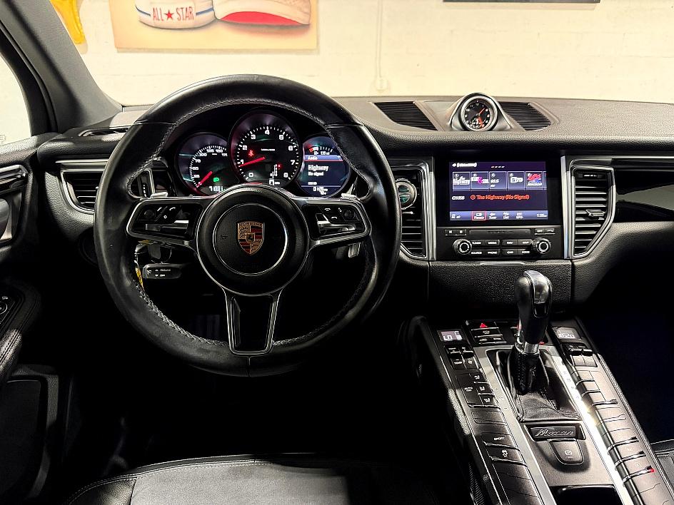 Porsche Macan - Thumbnail 7