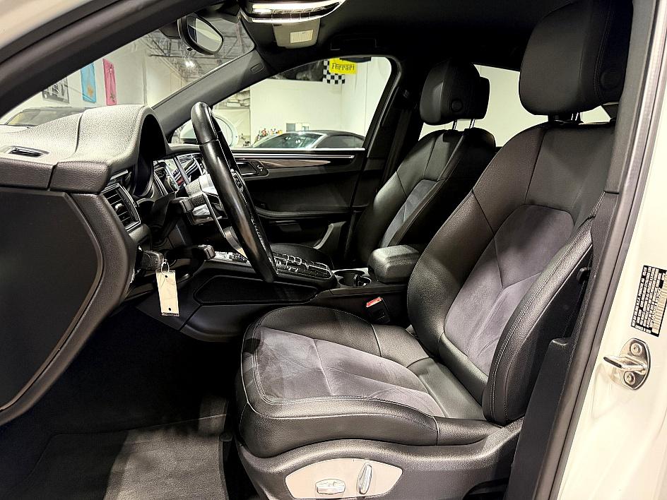 Porsche Macan - Thumbnail 6