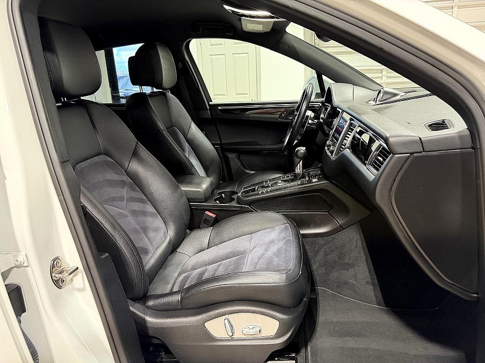 Porsche Macan - Thumbnail 8