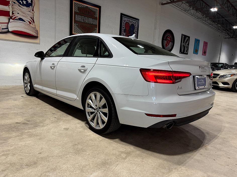 Audi A4 Ultra Premium - Thumbnail 5