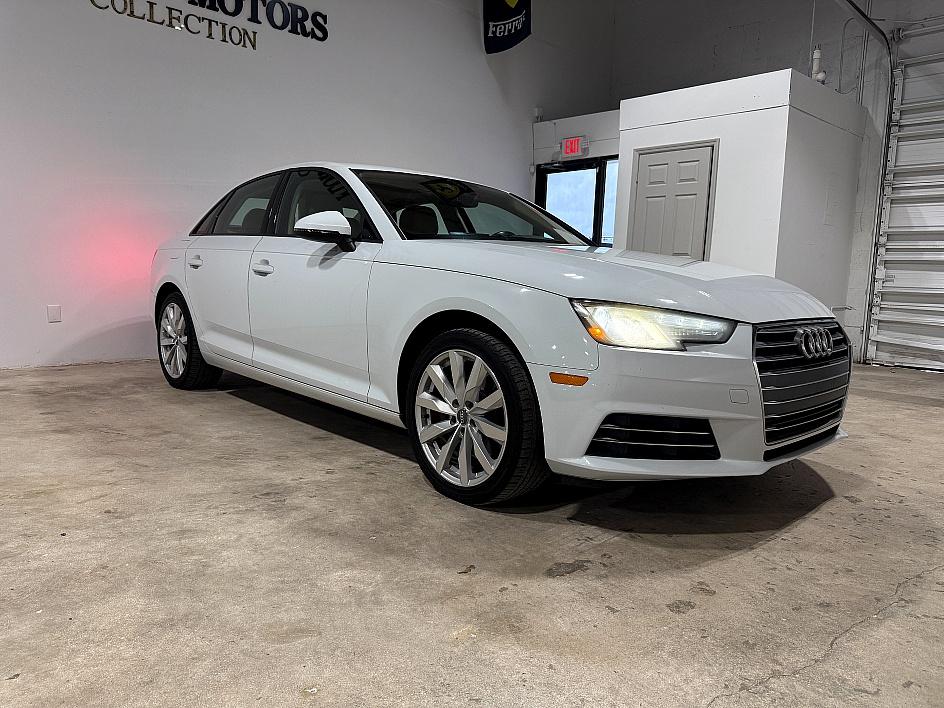 Audi A4 Ultra Premium - Thumbnail 2