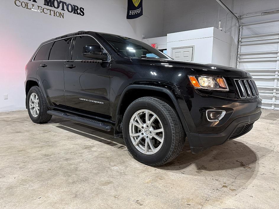 Jeep Grand Cherokee Laredo - Thumbnail 2