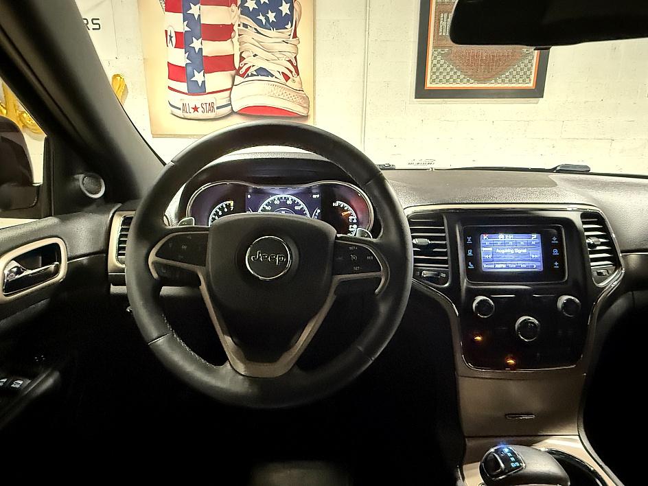 Jeep Grand Cherokee Laredo - Thumbnail 7