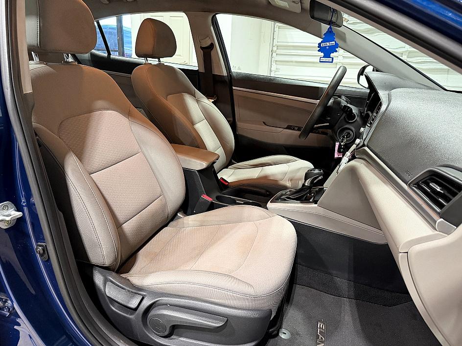 Hyundai Elantra Se - Thumbnail 8