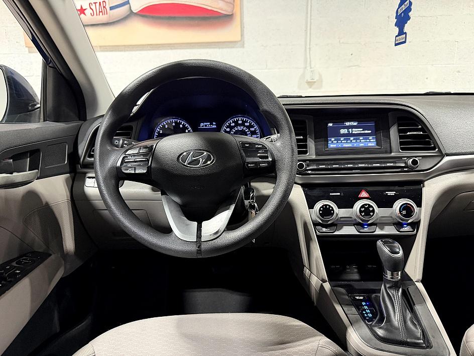 Hyundai Elantra Se - Thumbnail 7