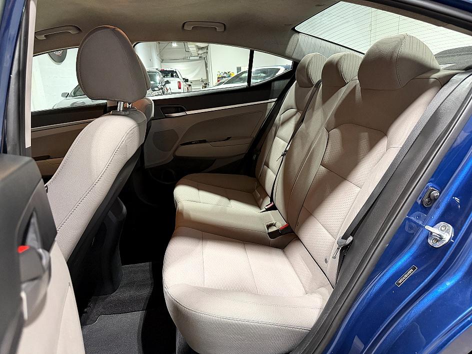 Hyundai Elantra Se - Thumbnail 10