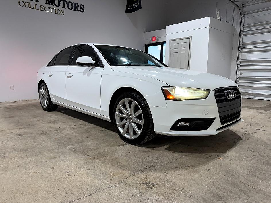 Audi A4 Premium Plus - Thumbnail 3