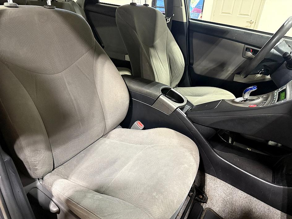 Toyota Prius Two - Thumbnail 7