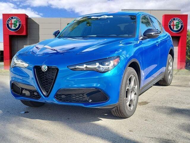 Alfa Romeo Stelvio - View 1