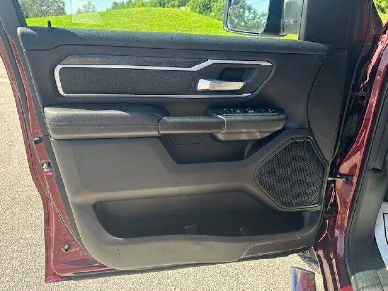 Dodge RAM 1500 - Thumbnail 11