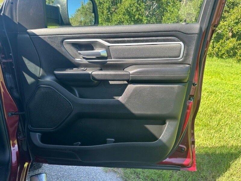 Dodge RAM 1500 - Thumbnail 14