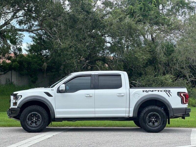Ford F-150 - Thumbnail 2