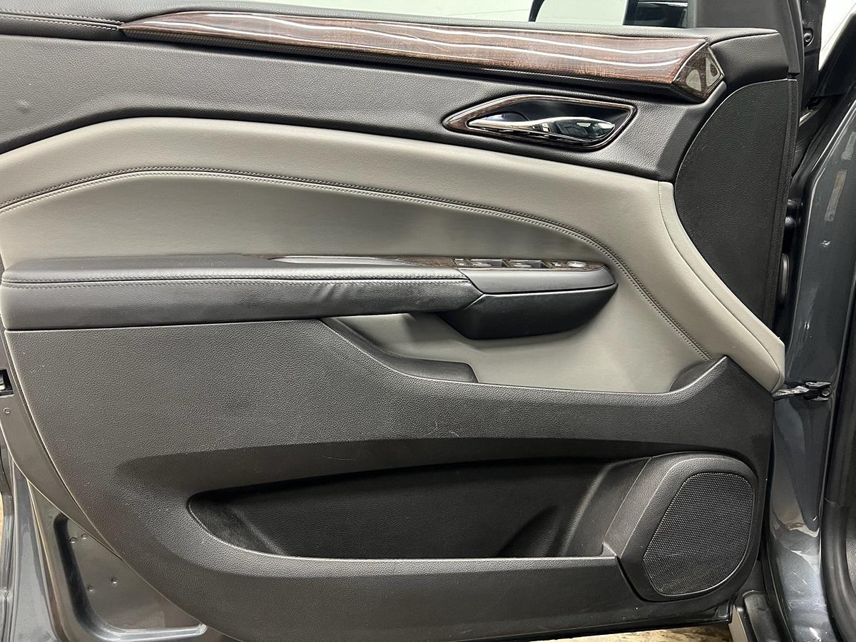 Cadillac Srx Base - Thumbnail 16