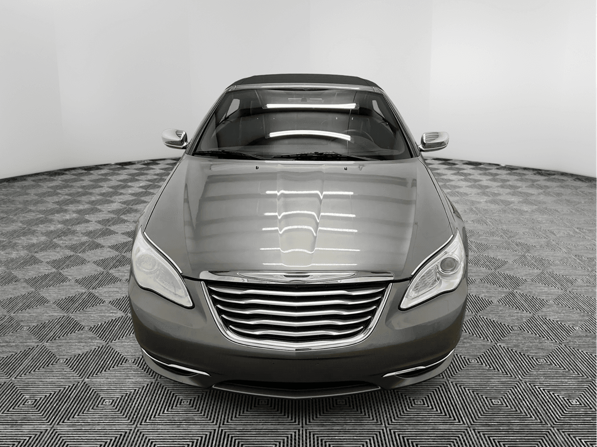 Chrysler 200 Limited - Thumbnail 13