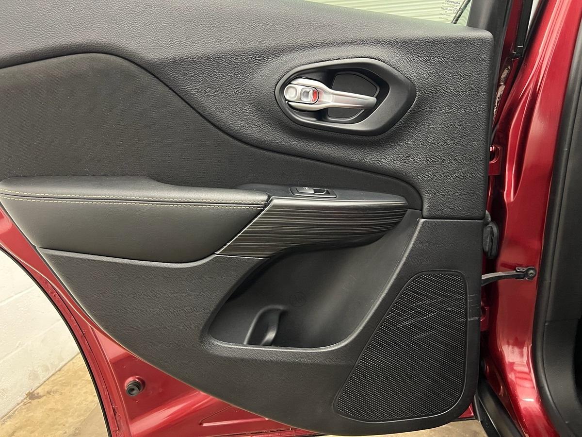 Jeep Cherokee Latitude - Thumbnail 20