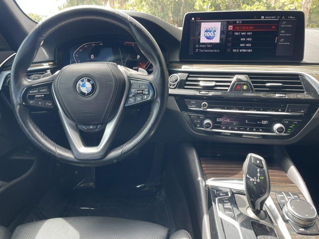 BMW 5 Series - Thumbnail 14