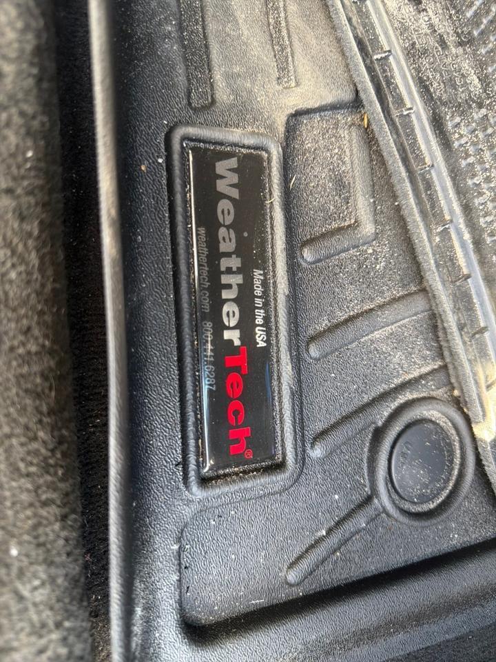 Cadillac STS-V - Thumbnail 11