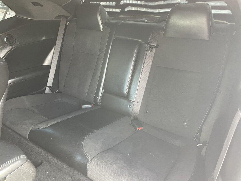 Dodge Challenger - Thumbnail 10