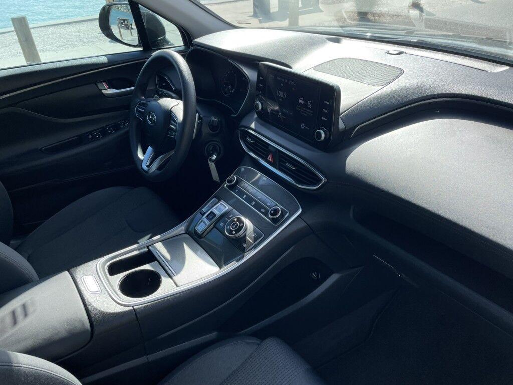 Hyundai Santa Fe - Thumbnail 9