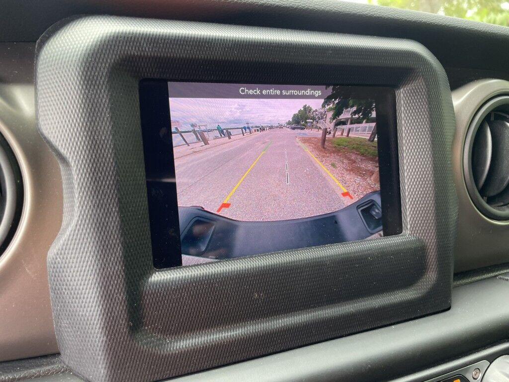 Jeep Gladiator - Thumbnail 18