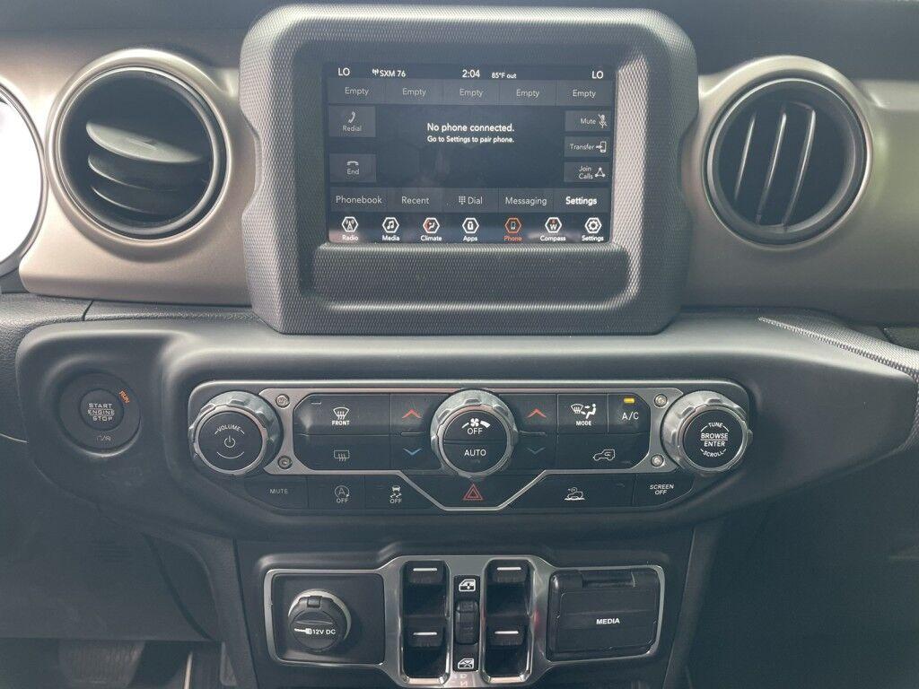 Jeep Gladiator - Thumbnail 15