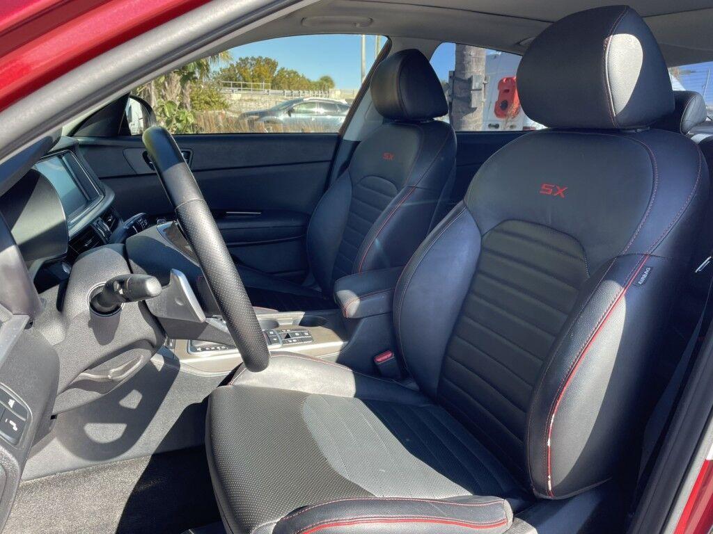 Kia Optima - Thumbnail 2