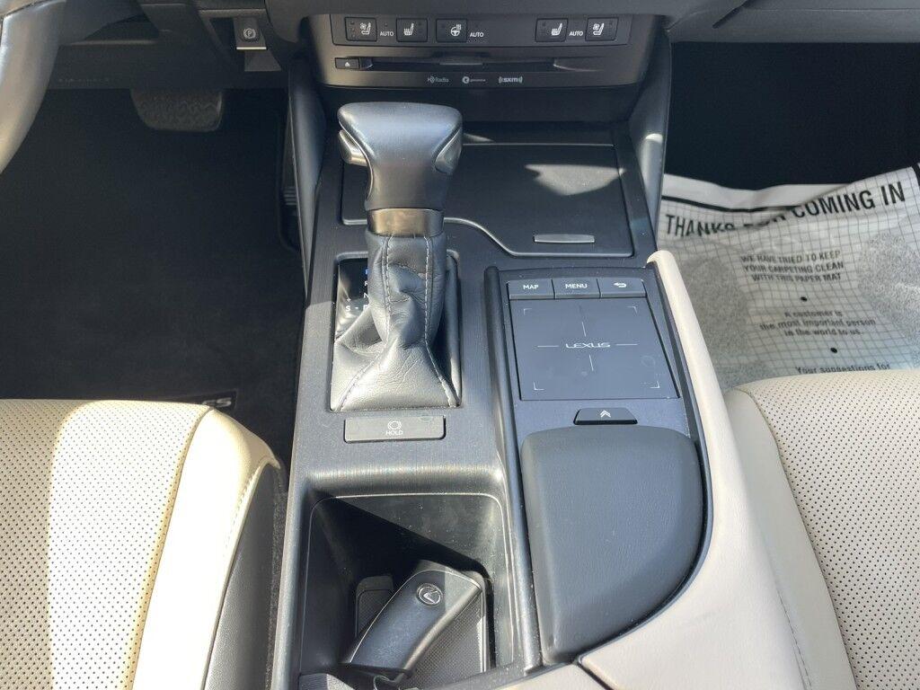 Lexus ES - Thumbnail 20