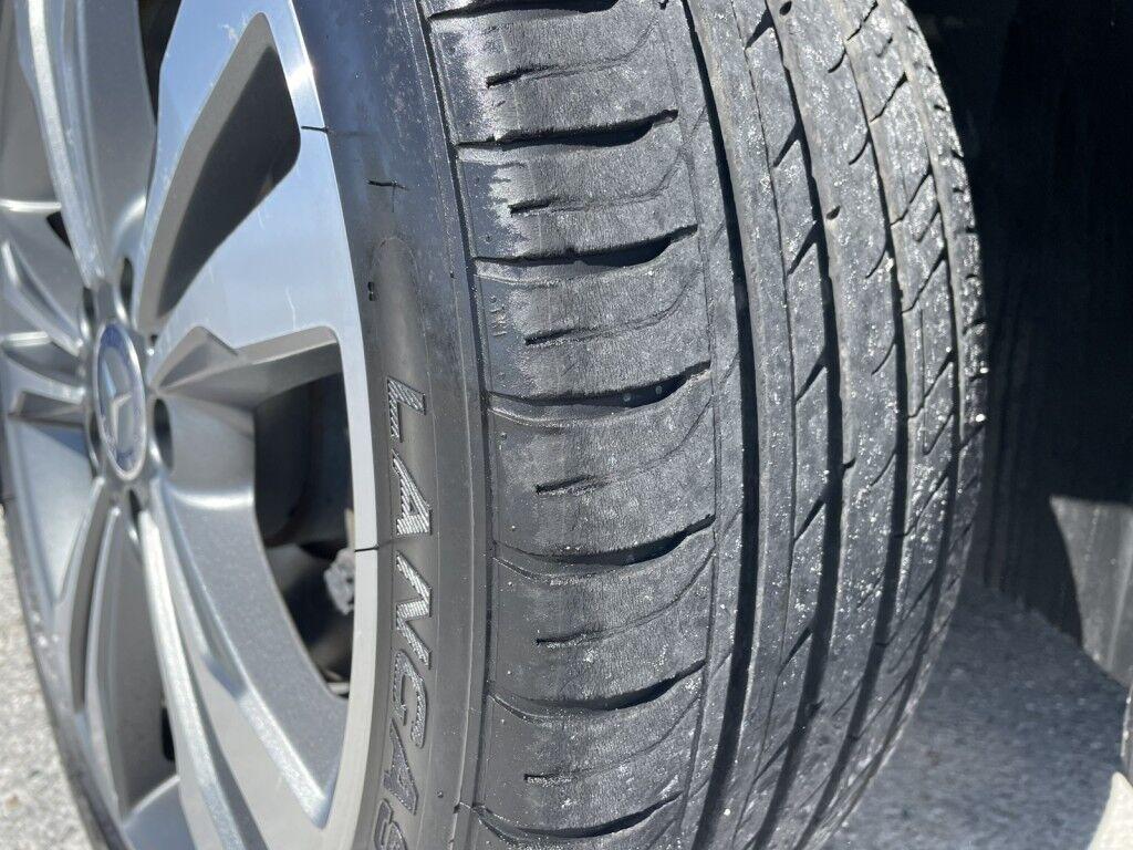 Mercedes-Benz E-Class - Thumbnail 20