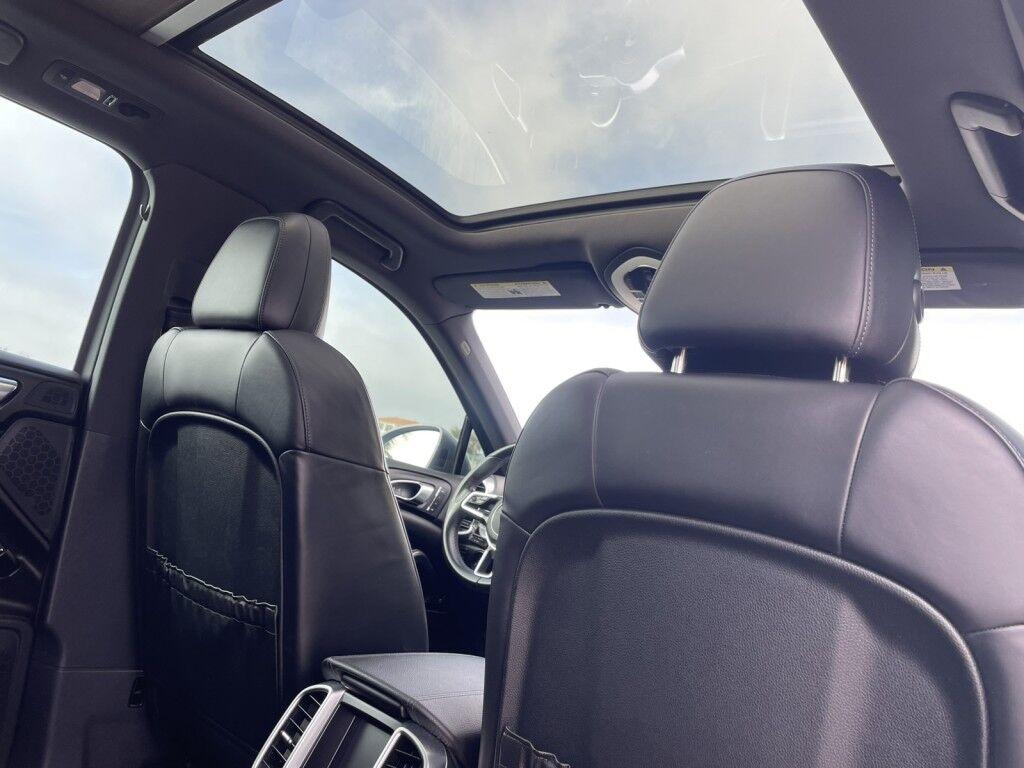 Porsche Cayenne - Thumbnail 9