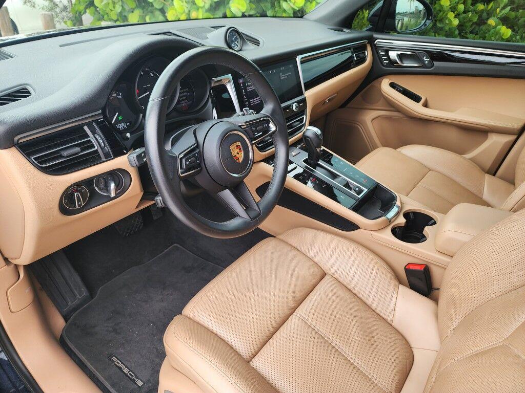 Porsche Macan - Thumbnail 12