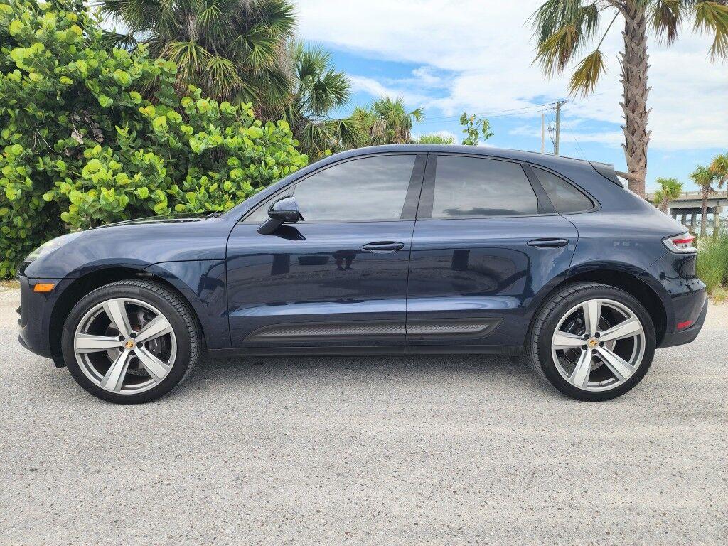 Porsche Macan - Thumbnail 3