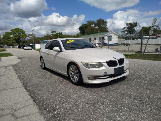 BMW 3-Series - Thumbnail 7