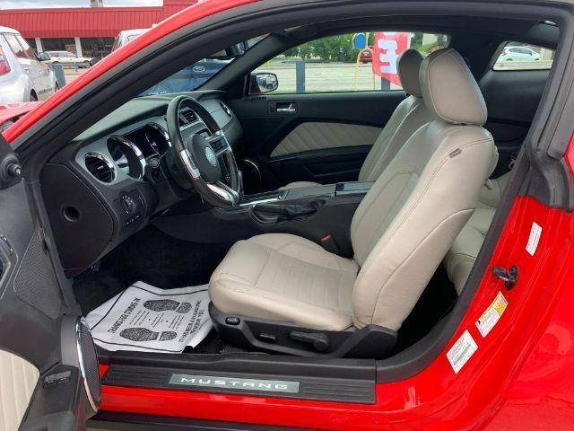 Ford Mustang - Thumbnail 8