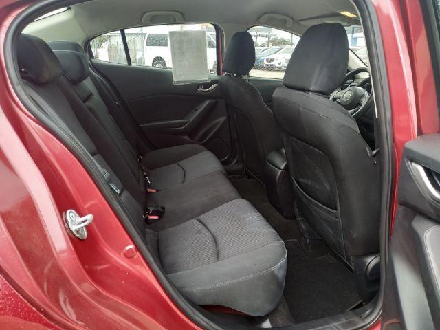 Mazda Mazda3 - Thumbnail 11