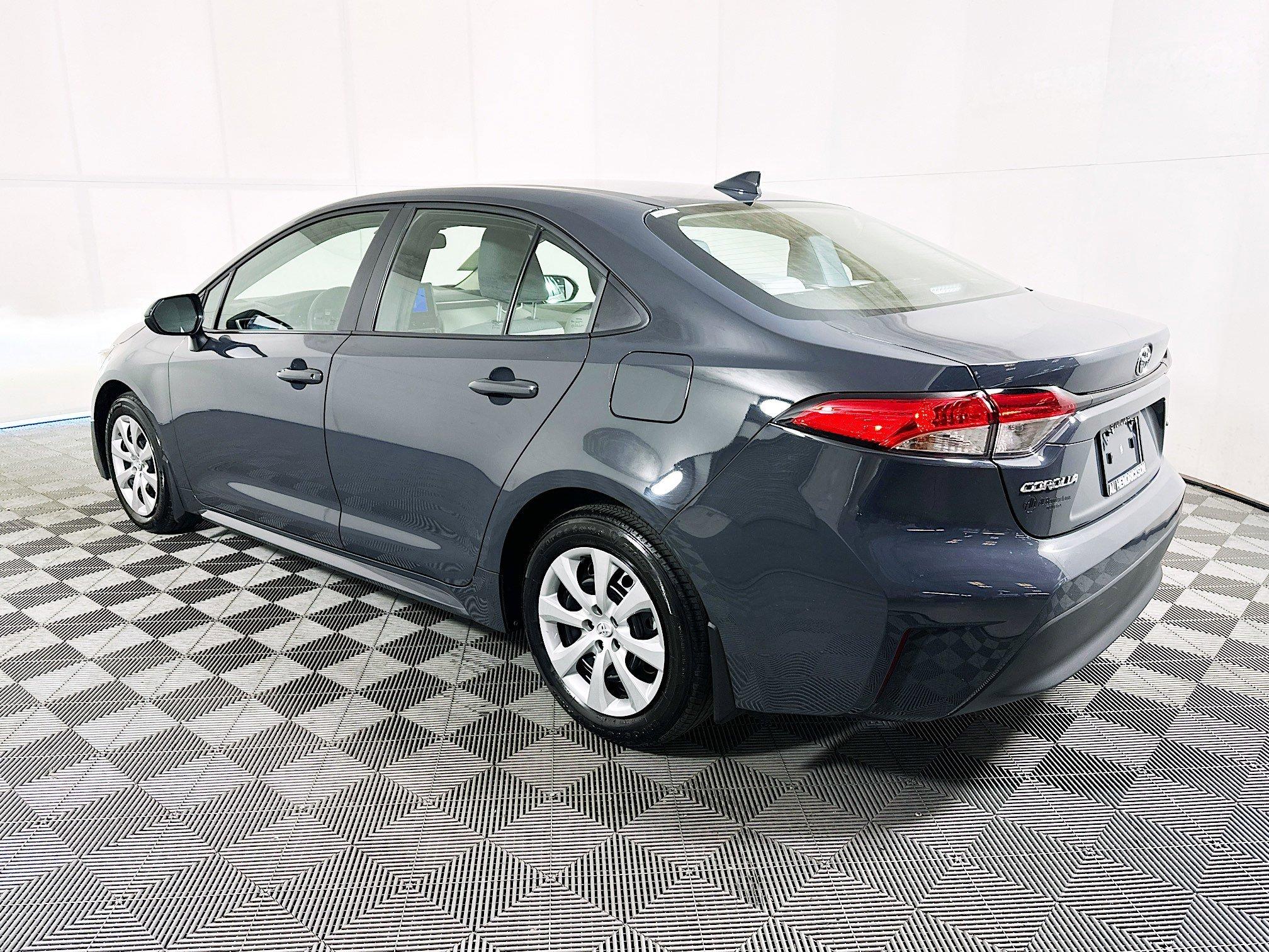 Toyota Corolla Le Fwd 4Dr Car - Thumbnail 6