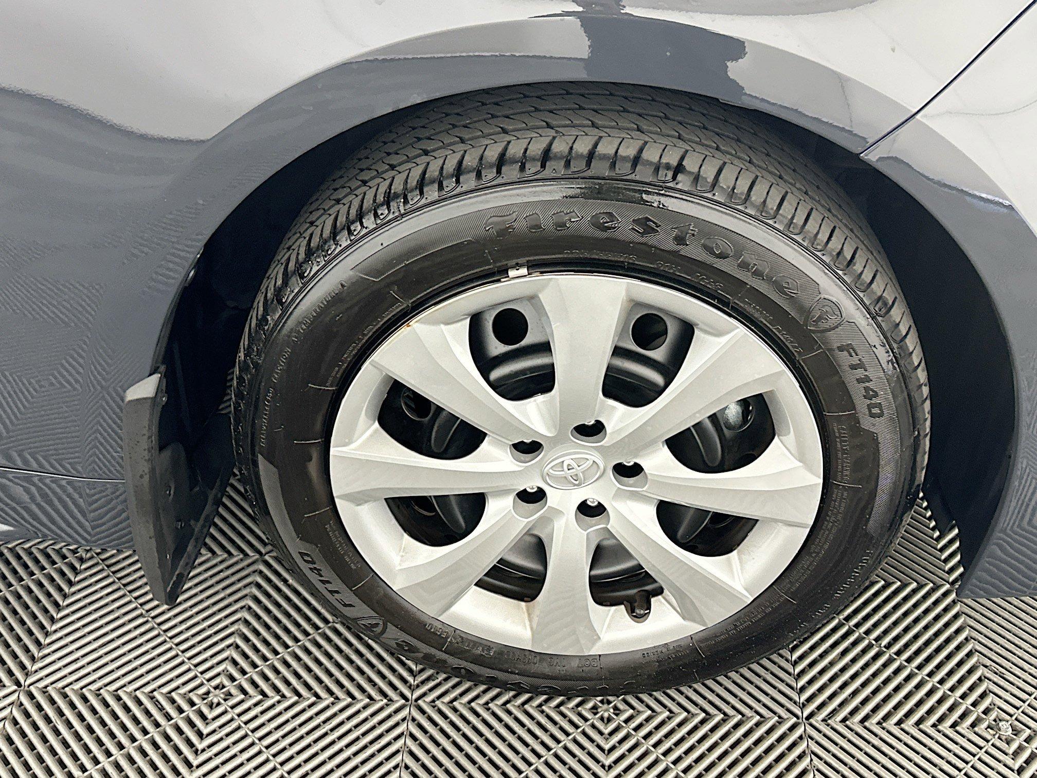 Toyota Corolla Le Fwd 4Dr Car - Thumbnail 12