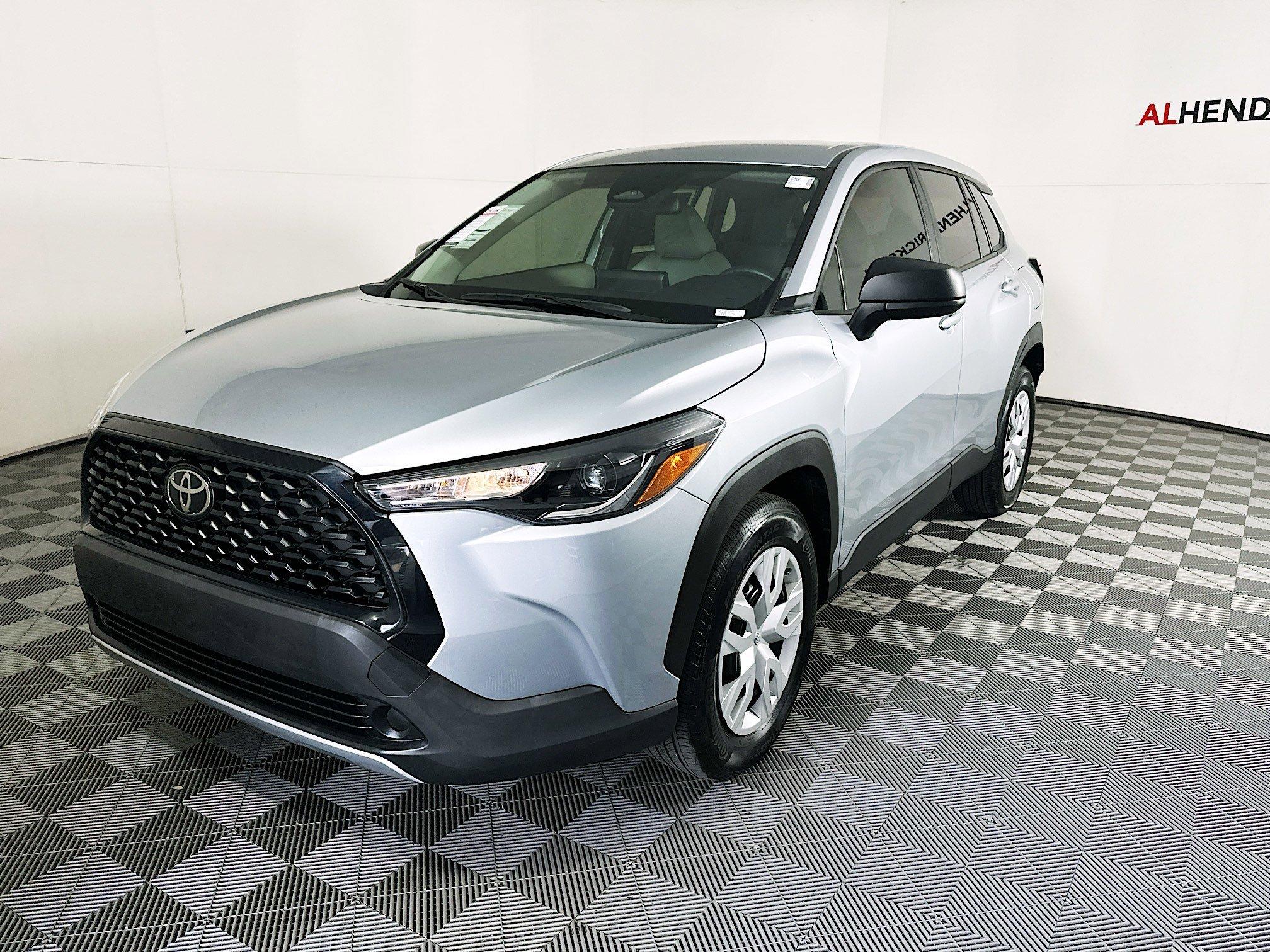 Toyota Corolla Cross L Fwd Sport Utility - Thumbnail 8