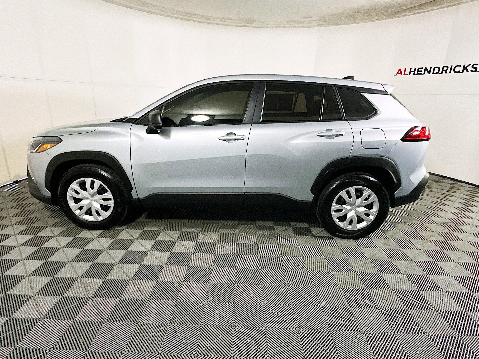 Toyota Corolla Cross L Fwd Sport Utility - Thumbnail 7