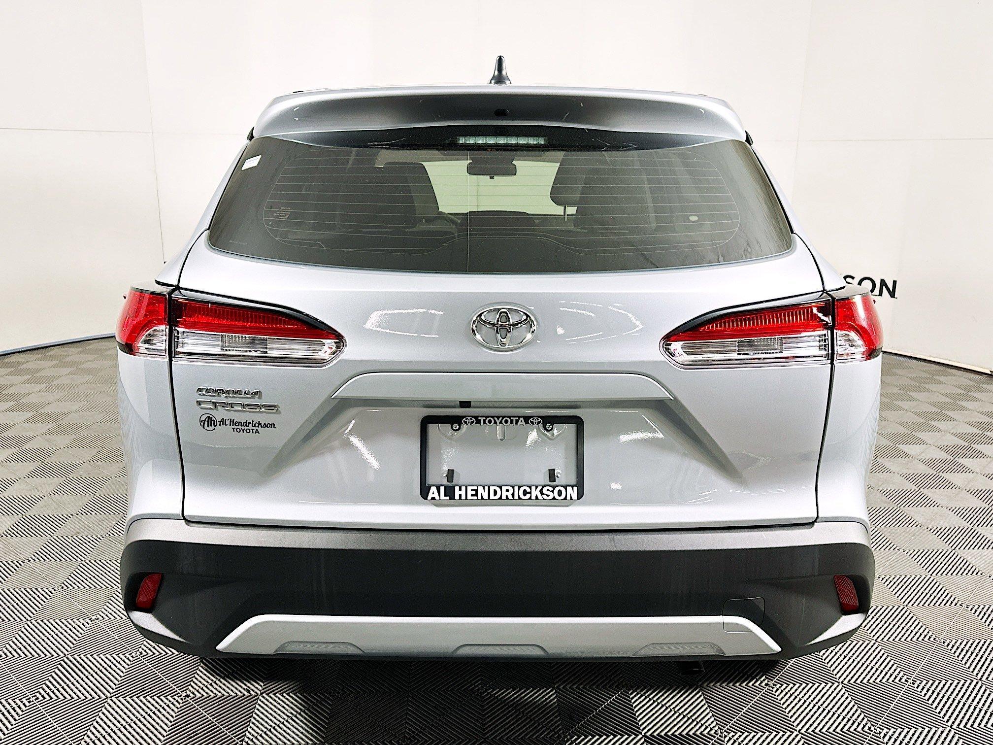 Toyota Corolla Cross L Fwd Sport Utility - Thumbnail 5